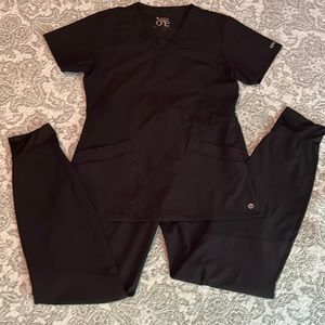 Barco One Women’s Jogger ScrubSet (Black-sz. Small)